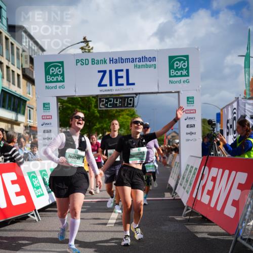 20.09.2026 - PSD Bank Halbmarathon LAZAROV Photography http://msf.ph/oto/10540881 20.09.2026 12:24:18 Ziel 1423, 1578, 1608, 1734, 2112, 2664, 2679, 4727 meine-sportfotos.de