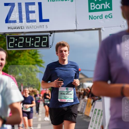 20.09.2026 - PSD Bank Halbmarathon LAZAROV Photography http://msf.ph/oto/10540940 20.09.2026 12:24:22 Ziel 1423, 1578, 1608, 1734, 1794, 2112, 2664, 2679, 2960, 4727 meine-sportfotos.de
