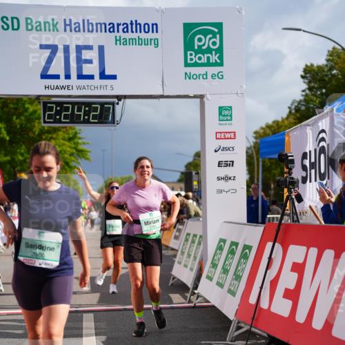 20.09.2026 - PSD Bank Halbmarathon LAZAROV Photography http://msf.ph/oto/10541023 20.09.2026 12:24:27 Ziel 1423, 1573, 1734, 1794, 2107, 2679, 2960, 3517 meine-sportfotos.de
