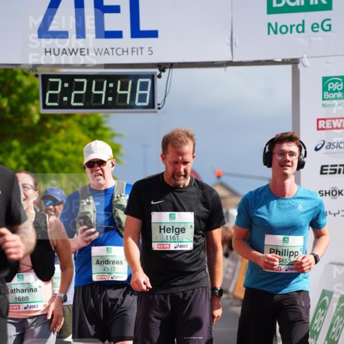 20.09.2026 - PSD Bank Halbmarathon LAZAROV Photography http://msf.ph/oto/10541201 20.09.2026 12:24:47 Ziel 1009, 1161, 1439, 1644, 1688, 1768, 1857, 2083, 2167, 2289, 2442, 3419, 3453, 3533, 4034, 4077, 4332 meine-sportfotos.de