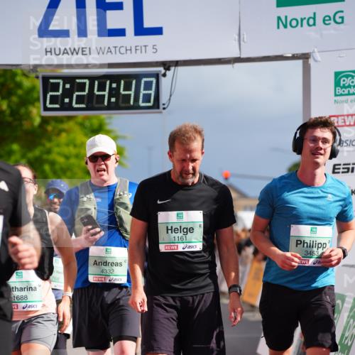 20.09.2026 - PSD Bank Halbmarathon LAZAROV Photography http://msf.ph/oto/10541204 20.09.2026 12:24:47 Ziel 1009, 1161, 1439, 1644, 1688, 1768, 1857, 2083, 2167, 2289, 2442, 3419, 3453, 3533, 4034, 4077, 4332 meine-sportfotos.de
