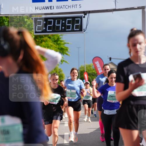 20.09.2026 - PSD Bank Halbmarathon LAZAROV Photography http://msf.ph/oto/10541230 20.09.2026 12:24:52 Ziel 1009, 1033, 1043, 1161, 1242, 1439, 1503, 1644, 1688, 1768, 1932, 2083, 2135, 2167, 2207, 2452, 3419, 3453, 3533, 3756, 4077, 4332 meine-sportfotos.de