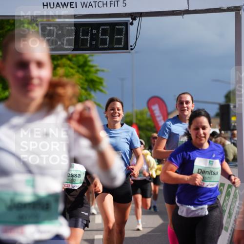20.09.2026 - PSD Bank Halbmarathon LAZAROV Photography http://msf.ph/oto/10541238 20.09.2026 12:24:53 Ziel 1009, 1033, 1043, 1161, 1242, 1439, 1503, 1654, 1688, 1768, 1932, 2083, 2135, 2167, 2207, 2452, 2658, 3419, 3453, 3533, 3756, 4077, 4190, 4332 meine-sportfotos.de