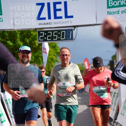 20.09.2026 - PSD Bank Halbmarathon LAZAROV Photography http://msf.ph/oto/10541287 20.09.2026 12:25:01 Ziel 1033, 1134, 1242, 1633, 1654, 2135, 2207, 2294, 2328, 2452, 2596, 2658, 2798, 3510, 3756, 4190, 4663 meine-sportfotos.de