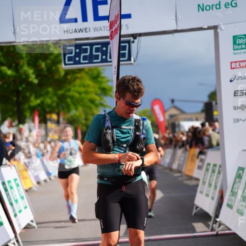 20.09.2026 - PSD Bank Halbmarathon LAZAROV Photography http://msf.ph/oto/10541300 20.09.2026 12:25:03 Ziel 1134, 1633, 1654, 2135, 2294, 2328, 2452, 2596, 2658, 2798, 3510, 3756, 4190, 4663 meine-sportfotos.de