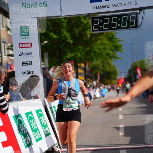 20.09.2026 - PSD Bank Halbmarathon LAZAROV Photography http://msf.ph/oto/10541310 20.09.2026 12:25:04 Ziel 1134, 1633, 1654, 2135, 2294, 2328, 2596, 2658, 2798, 3510, 4190, 4663 meine-sportfotos.de
