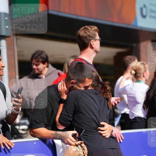 20.09.2026 - PSD Bank Halbmarathon LAZAROV Photography http://msf.ph/oto/10541312 20.09.2026 12:25:15 Ziel 3061, 3556 meine-sportfotos.de