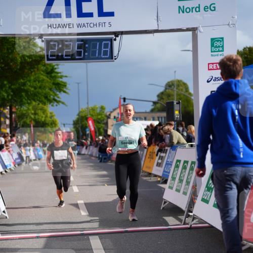 20.09.2026 - PSD Bank Halbmarathon LAZAROV Photography http://msf.ph/oto/10541319 20.09.2026 12:25:17 Ziel 3061, 3556 meine-sportfotos.de