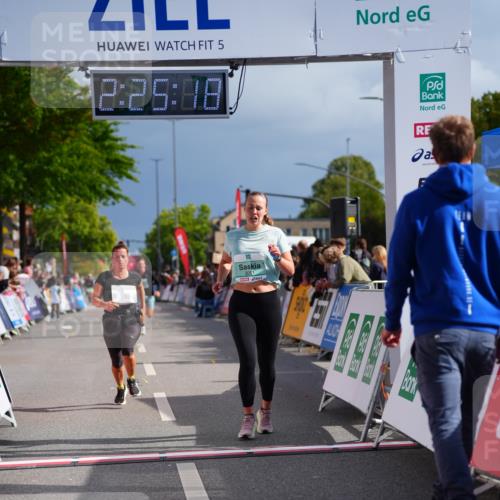 20.09.2026 - PSD Bank Halbmarathon LAZAROV Photography http://msf.ph/oto/10541321 20.09.2026 12:25:17 Ziel 3061, 3556 meine-sportfotos.de