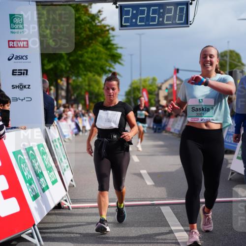 20.09.2026 - PSD Bank Halbmarathon LAZAROV Photography http://msf.ph/oto/10541332 20.09.2026 12:25:19 Ziel 2045, 3061, 3556, 3924 meine-sportfotos.de