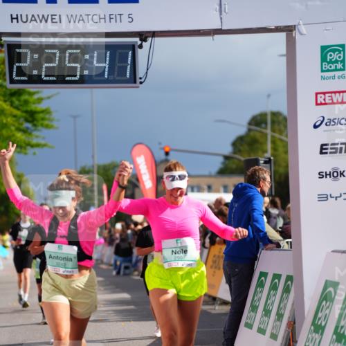20.09.2026 - PSD Bank Halbmarathon LAZAROV Photography http://msf.ph/oto/10541362 20.09.2026 12:25:40 Ziel 1652, 1798, 2216, 2507, 2954, 3242, 3873, 4749 meine-sportfotos.de