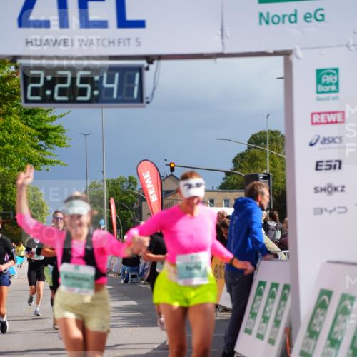 20.09.2026 - PSD Bank Halbmarathon LAZAROV Photography http://msf.ph/oto/10541364 20.09.2026 12:25:40 Ziel 1652, 1798, 2216, 2507, 2954, 3242, 3873, 4749 meine-sportfotos.de