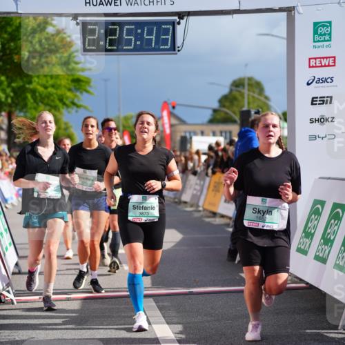 20.09.2026 - PSD Bank Halbmarathon LAZAROV Photography http://msf.ph/oto/10541382 20.09.2026 12:25:43 Ziel 1652, 1798, 2216, 2287, 2507, 2953, 2954, 3242, 3666, 3873, 4749 meine-sportfotos.de