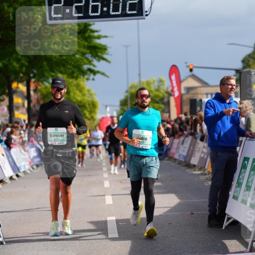 20.09.2026 - PSD Bank Halbmarathon LAZAROV Photography http://msf.ph/oto/10541522 20.09.2026 12:26:01 Ziel 1259, 2824, 3900, 4390, 4391, 4392, 4588 meine-sportfotos.de