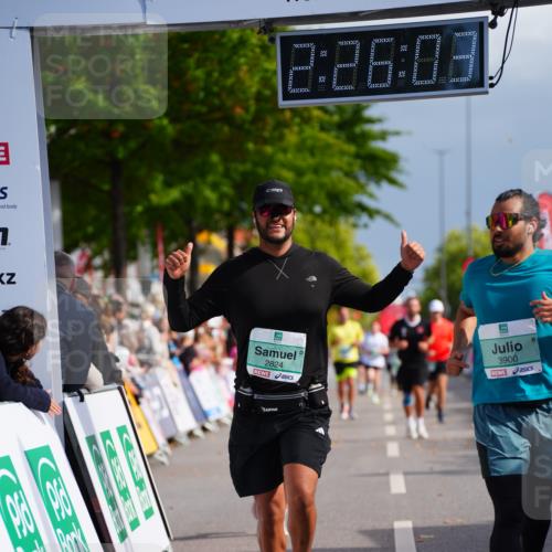 20.09.2026 - PSD Bank Halbmarathon LAZAROV Photography http://msf.ph/oto/10541540 20.09.2026 12:26:03 Ziel 1259, 2824, 3900, 4390, 4391, 4392, 4588 meine-sportfotos.de