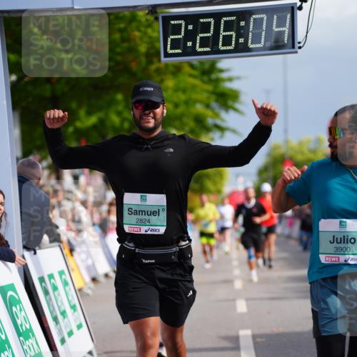 20.09.2026 - PSD Bank Halbmarathon LAZAROV Photography http://msf.ph/oto/10541548 20.09.2026 12:26:03 Ziel 1259, 2824, 3900, 4390, 4391, 4392, 4588 meine-sportfotos.de