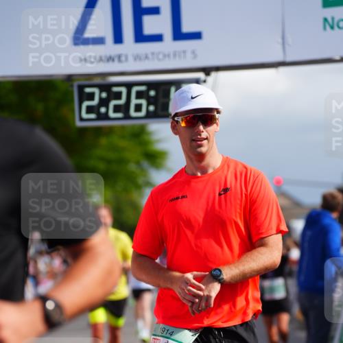 20.09.2026 - PSD Bank Halbmarathon LAZAROV Photography http://msf.ph/oto/10541603 20.09.2026 12:26:11 Ziel 1259, 1754, 1914, 2477, 2824, 4736 meine-sportfotos.de