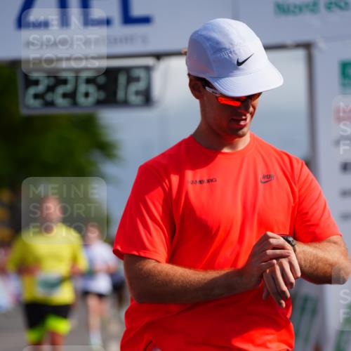 20.09.2026 - PSD Bank Halbmarathon LAZAROV Photography http://msf.ph/oto/10541606 20.09.2026 12:26:12 Ziel 1259, 1754, 1807, 1914, 2477, 4736 meine-sportfotos.de