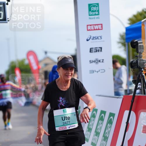 20.09.2026 - PSD Bank Halbmarathon LAZAROV Photography http://msf.ph/oto/10541616 20.09.2026 12:26:15 Ziel 1477, 1754, 1807, 1914, 2477, 3693, 3694, 4736 meine-sportfotos.de