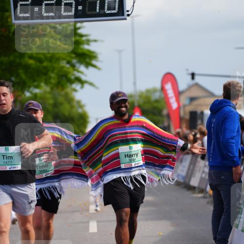 20.09.2026 - PSD Bank Halbmarathon LAZAROV Photography http://msf.ph/oto/10541631 20.09.2026 12:26:18 Ziel 1202, 1477, 1754, 1807, 1914, 2477, 3693, 3694, 4192 meine-sportfotos.de