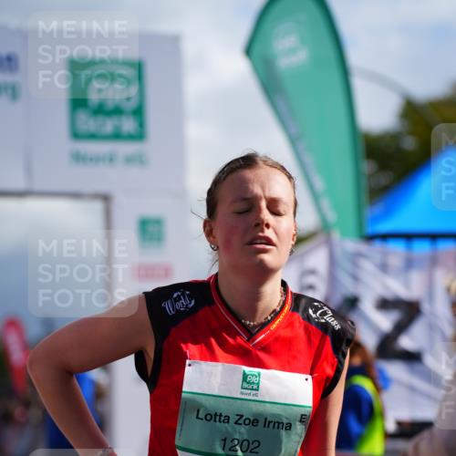20.09.2026 - PSD Bank Halbmarathon LAZAROV Photography http://msf.ph/oto/10541678 20.09.2026 12:26:28 Ziel 1202, 4192, 4216 meine-sportfotos.de