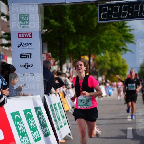 20.09.2026 - PSD Bank Halbmarathon LAZAROV Photography http://msf.ph/oto/10541757 20.09.2026 12:26:45 Ziel 1113, 1231, 1345, 1471, 1844, 2858, 2871, 3821, 4427 meine-sportfotos.de
