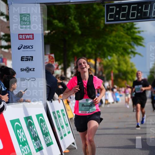 20.09.2026 - PSD Bank Halbmarathon LAZAROV Photography http://msf.ph/oto/10541762 20.09.2026 12:26:45 Ziel 1113, 1231, 1345, 1471, 1844, 2858, 2871, 3821, 4427 meine-sportfotos.de