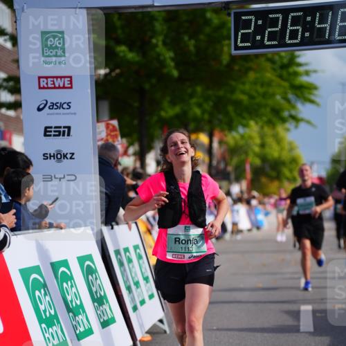 20.09.2026 - PSD Bank Halbmarathon LAZAROV Photography http://msf.ph/oto/10541764 20.09.2026 12:26:46 Ziel 1113, 1231, 1345, 1471, 1844, 2039, 2858, 2871, 3821, 4427 meine-sportfotos.de