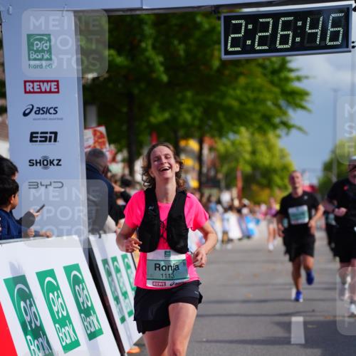 20.09.2026 - PSD Bank Halbmarathon LAZAROV Photography http://msf.ph/oto/10541767 20.09.2026 12:26:46 Ziel 1113, 1231, 1345, 1471, 1844, 2039, 2858, 2871, 3821, 4427 meine-sportfotos.de