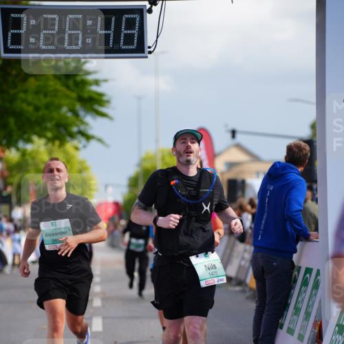 20.09.2026 - PSD Bank Halbmarathon LAZAROV Photography http://msf.ph/oto/10541784 20.09.2026 12:26:48 Ziel 1113, 1231, 1345, 1471, 1844, 2039, 2858, 2871, 3821, 4427 meine-sportfotos.de