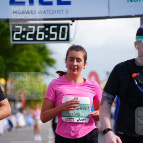 20.09.2026 - PSD Bank Halbmarathon LAZAROV Photography http://msf.ph/oto/10541798 20.09.2026 12:26:50 Ziel 1113, 1231, 1345, 1471, 1738, 1844, 2021, 2039, 2858, 3821 meine-sportfotos.de
