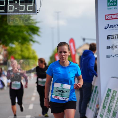 20.09.2026 - PSD Bank Halbmarathon LAZAROV Photography http://msf.ph/oto/10541806 20.09.2026 12:26:52 Ziel 1113, 1231, 1345, 1471, 1738, 2021, 2039, 2538, 2858 meine-sportfotos.de