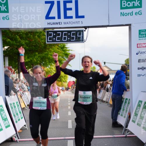 20.09.2026 - PSD Bank Halbmarathon LAZAROV Photography http://msf.ph/oto/10541837 20.09.2026 12:26:54 Ziel 1345, 1471, 1738, 2021, 2039, 2295, 2538, 2858 meine-sportfotos.de