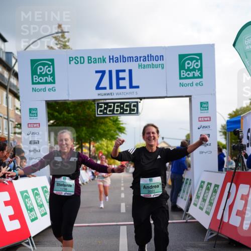 20.09.2026 - PSD Bank Halbmarathon LAZAROV Photography http://msf.ph/oto/10541840 20.09.2026 12:26:55 Ziel 1345, 1471, 1738, 2021, 2039, 2295, 2538, 2858 meine-sportfotos.de
