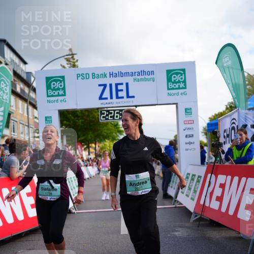 20.09.2026 - PSD Bank Halbmarathon LAZAROV Photography http://msf.ph/oto/10541842 20.09.2026 12:26:55 Ziel 1345, 1471, 1738, 2021, 2039, 2295, 2538, 2858 meine-sportfotos.de