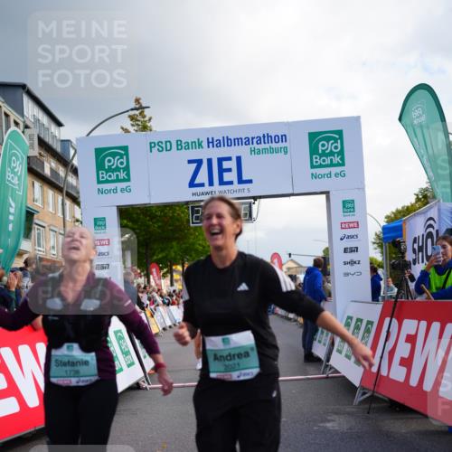 20.09.2026 - PSD Bank Halbmarathon LAZAROV Photography http://msf.ph/oto/10541847 20.09.2026 12:26:55 Ziel 1345, 1471, 1738, 2021, 2039, 2295, 2538, 2858 meine-sportfotos.de