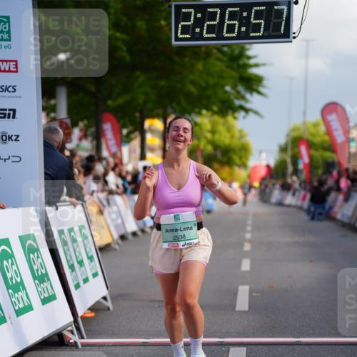 20.09.2026 - PSD Bank Halbmarathon LAZAROV Photography http://msf.ph/oto/10541849 20.09.2026 12:26:57 Ziel 1738, 2021, 2039, 2295, 2538 meine-sportfotos.de