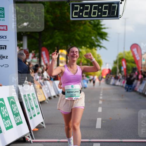 20.09.2026 - PSD Bank Halbmarathon LAZAROV Photography http://msf.ph/oto/10541852 20.09.2026 12:26:57 Ziel 1738, 2021, 2039, 2295, 2538 meine-sportfotos.de