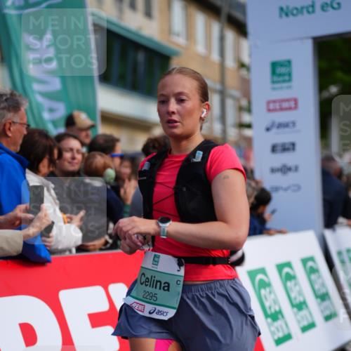 20.09.2026 - PSD Bank Halbmarathon LAZAROV Photography http://msf.ph/oto/10541879 20.09.2026 12:26:59 Ziel 1738, 2021, 2295, 2538 meine-sportfotos.de