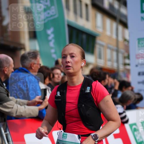 20.09.2026 - PSD Bank Halbmarathon LAZAROV Photography http://msf.ph/oto/10541884 20.09.2026 12:27:00 Ziel 1738, 2021, 2295, 2538 meine-sportfotos.de