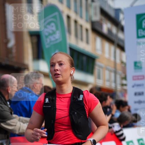 20.09.2026 - PSD Bank Halbmarathon LAZAROV Photography http://msf.ph/oto/10541886 20.09.2026 12:27:00 Ziel 1738, 2021, 2295, 2538 meine-sportfotos.de