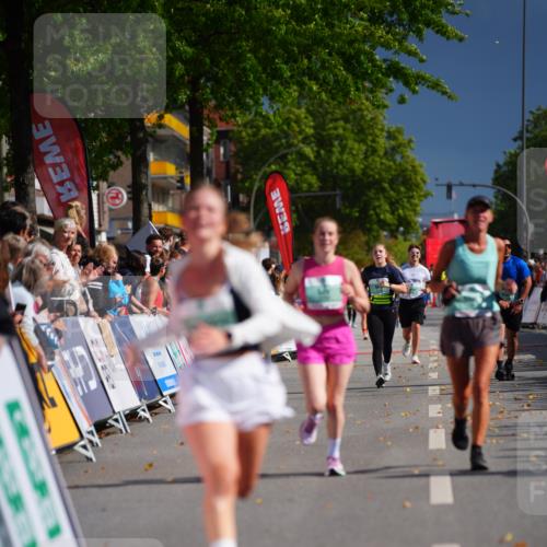 20.09.2026 - PSD Bank Halbmarathon LAZAROV Photography http://msf.ph/oto/10541939 20.09.2026 12:27:20 Ziel 1480, 1667, 2839, 3294 meine-sportfotos.de