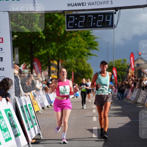 20.09.2026 - PSD Bank Halbmarathon LAZAROV Photography http://msf.ph/oto/10541963 20.09.2026 12:27:23 Ziel 1667, 2839, 3294 meine-sportfotos.de
