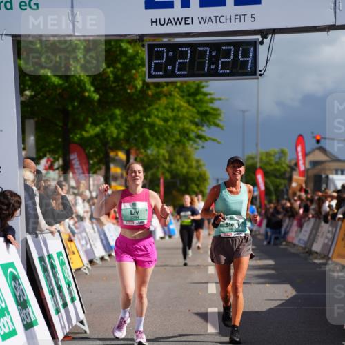 20.09.2026 - PSD Bank Halbmarathon LAZAROV Photography http://msf.ph/oto/10541965 20.09.2026 12:27:23 Ziel 1667, 2839, 3294 meine-sportfotos.de