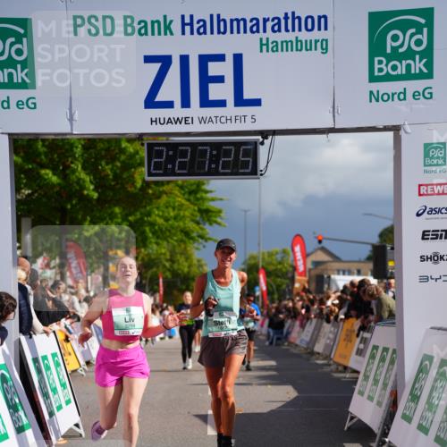 20.09.2026 - PSD Bank Halbmarathon LAZAROV Photography http://msf.ph/oto/10541970 20.09.2026 12:27:24 Ziel 1667, 2839, 3294 meine-sportfotos.de