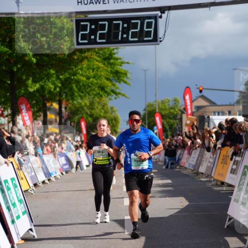 20.09.2026 - PSD Bank Halbmarathon LAZAROV Photography http://msf.ph/oto/10541993 20.09.2026 12:27:29 Ziel 1186, 1667, 2279, 3294 meine-sportfotos.de