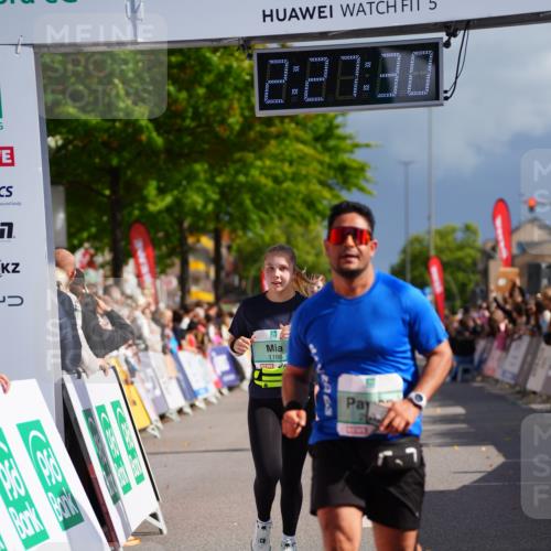20.09.2026 - PSD Bank Halbmarathon LAZAROV Photography http://msf.ph/oto/10542008 20.09.2026 12:27:30 Ziel 1186, 1667, 2279, 3294, 4193 meine-sportfotos.de