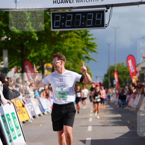 20.09.2026 - PSD Bank Halbmarathon LAZAROV Photography http://msf.ph/oto/10542033 20.09.2026 12:27:34 Ziel 1186, 2279, 4193 meine-sportfotos.de