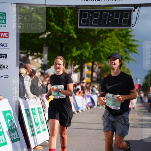 20.09.2026 - PSD Bank Halbmarathon LAZAROV Photography http://msf.ph/oto/10542085 20.09.2026 12:27:42 Ziel 2444, 2943, 4003, 4193, 4264, 4792 meine-sportfotos.de