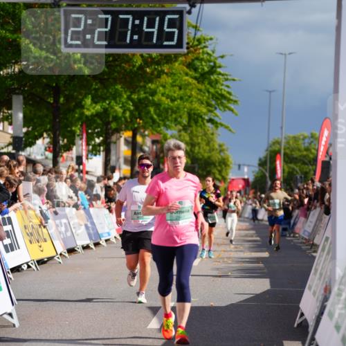 20.09.2026 - PSD Bank Halbmarathon LAZAROV Photography http://msf.ph/oto/10542098 20.09.2026 12:27:44 Ziel 2444, 2943, 4003, 4264, 4792 meine-sportfotos.de